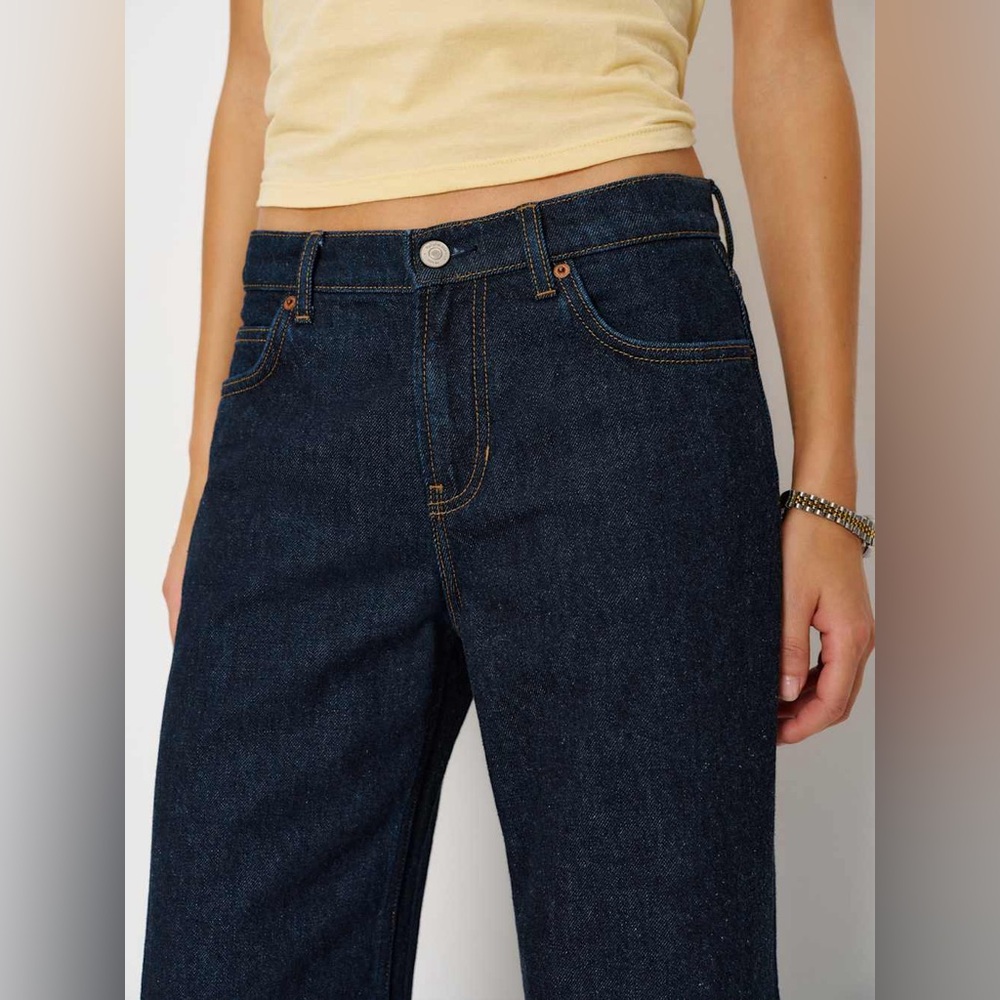 Reformation Cary low rise slouchy jeans in ondine - size 28 - Picture 4 of 8